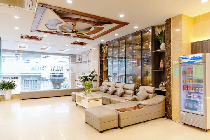 Guest Lobby