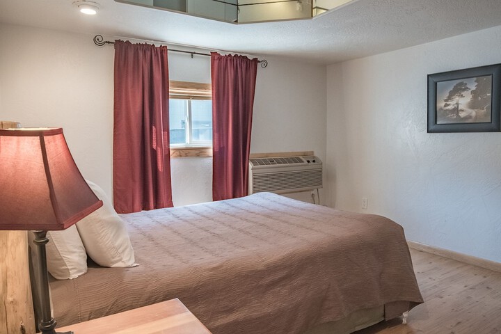 Room 15 of 81
