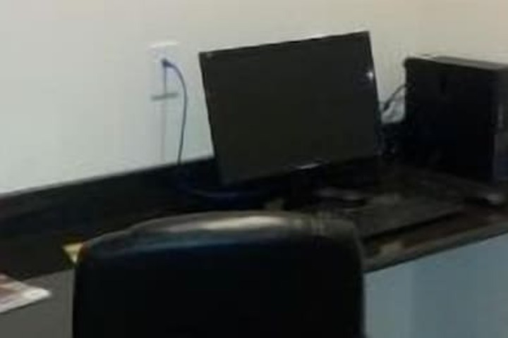 Business Center 65 of 76