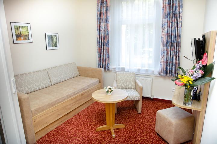 Room 32 of 72