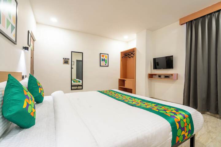 Room 16 of 46