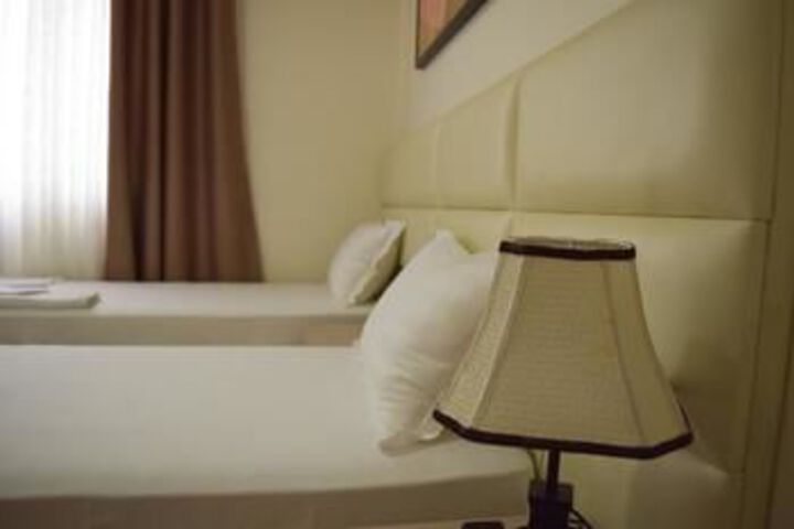 Room 50 of 52
