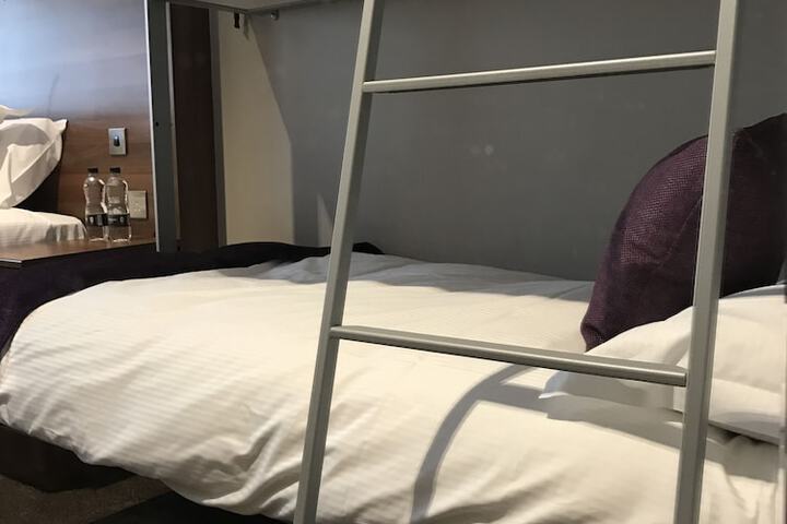 Room 18 of 47