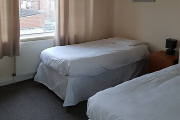 Room 44 of 61