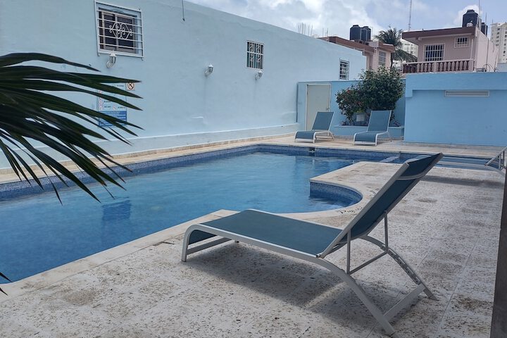 Pools & Facilities