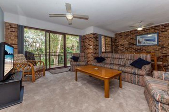 Bay Parklands Unit 65 2 Gowrie Avenue