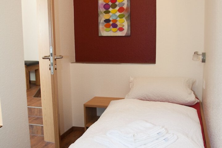 Room 7 of 39