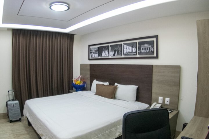 Room 18 of 59