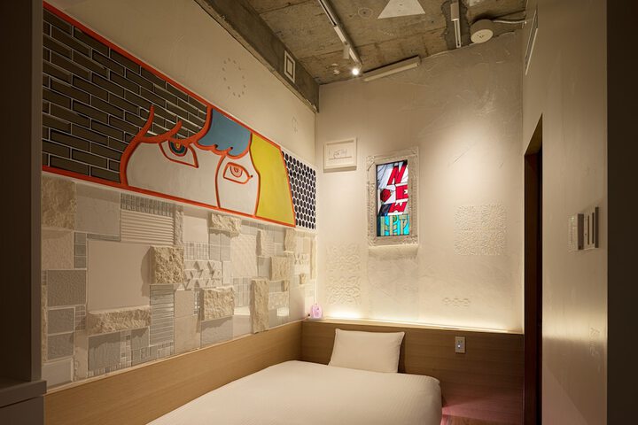 Room 27 of 57