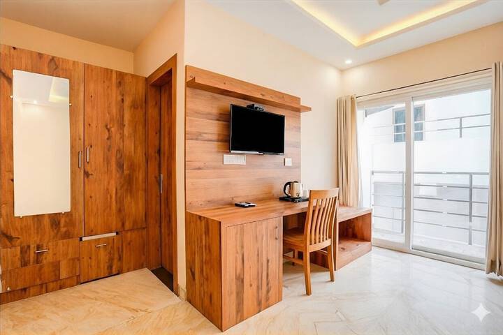 Room 18 of 109