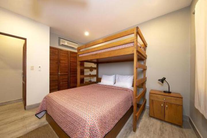 Room 4 of 19