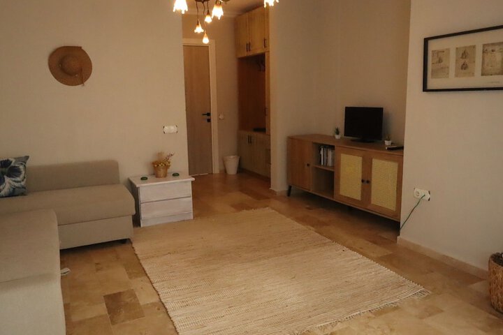 Room 37 of 71