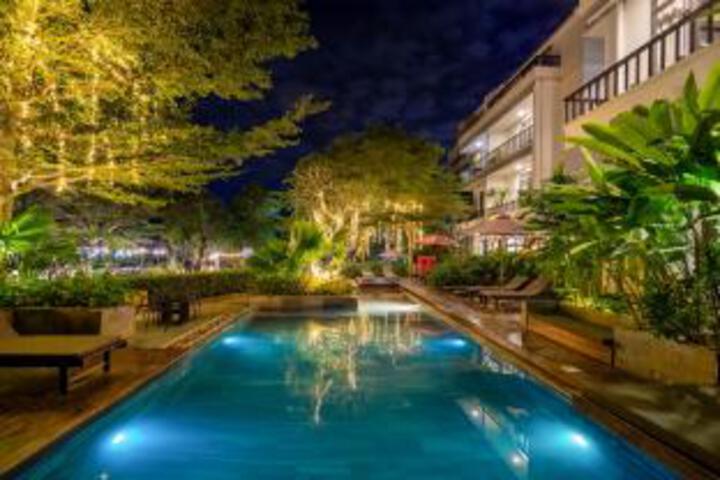 Pool 8 of 23