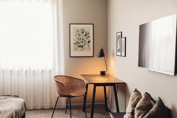 Room 4 of 86