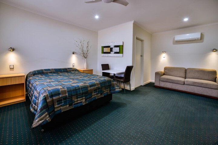 Room 20 of 89