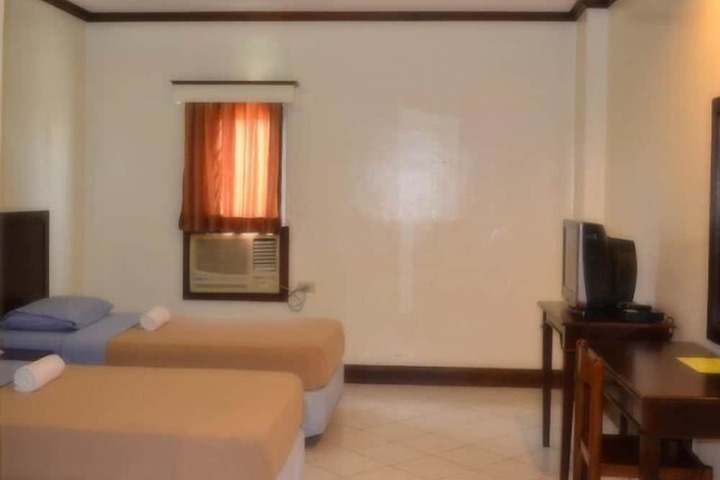 Room 18 of 50