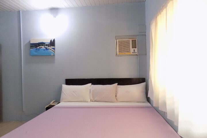 Room 10 of 46