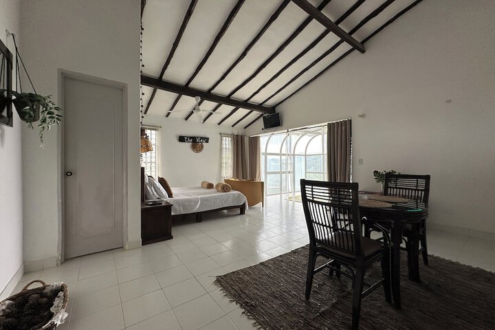 Room 15 of 44