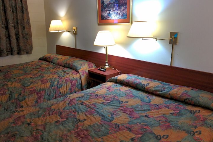 Shamrock Motel