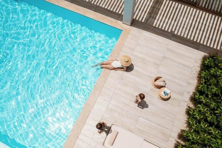Pool 84 of 254