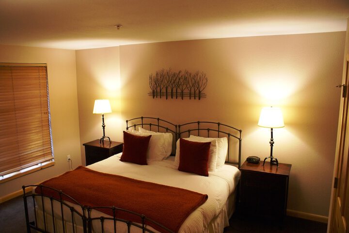 Room 5 of 20