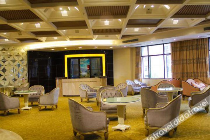 Hotel Interior 9 of 18