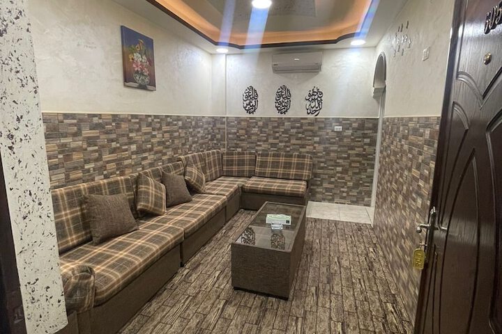 Room 27 of 50