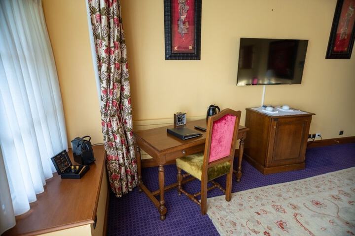 Room 88 of 169