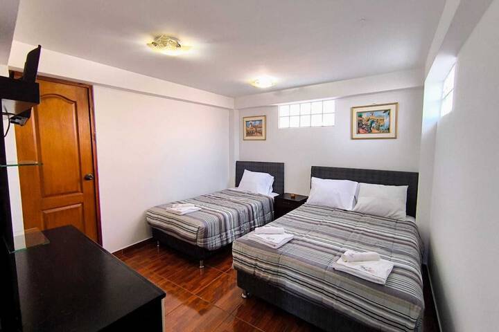 Room 6 of 15
