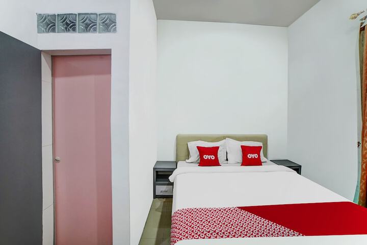 Room 10 of 26
