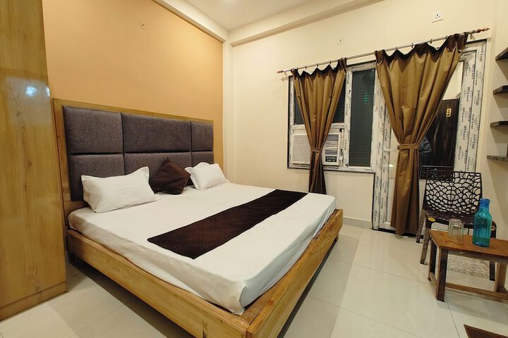 Room 7 of 35