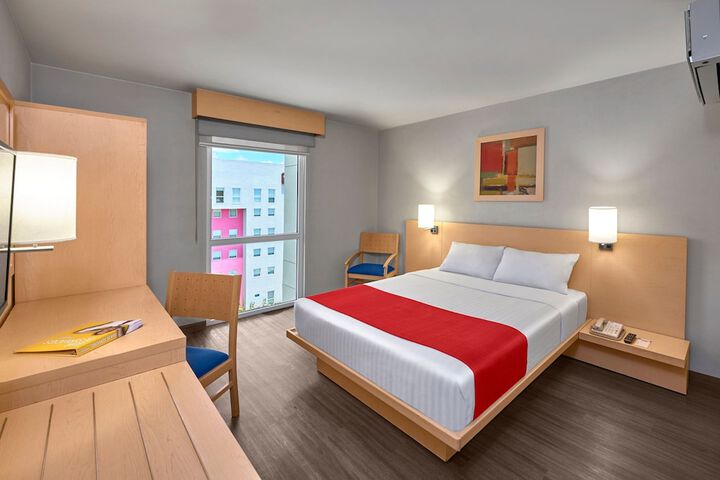 Room 10 of 50