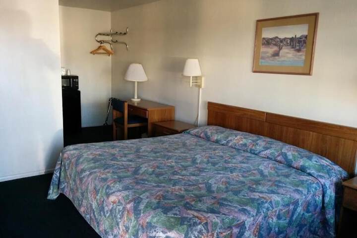 Economy Inn Safford