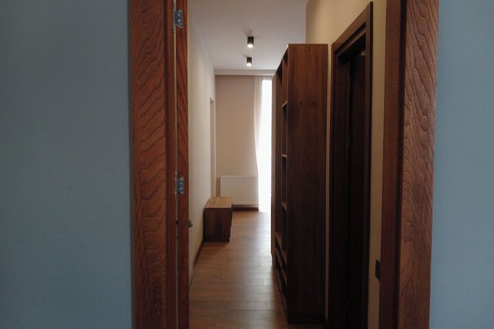 Hotel 2 of 75