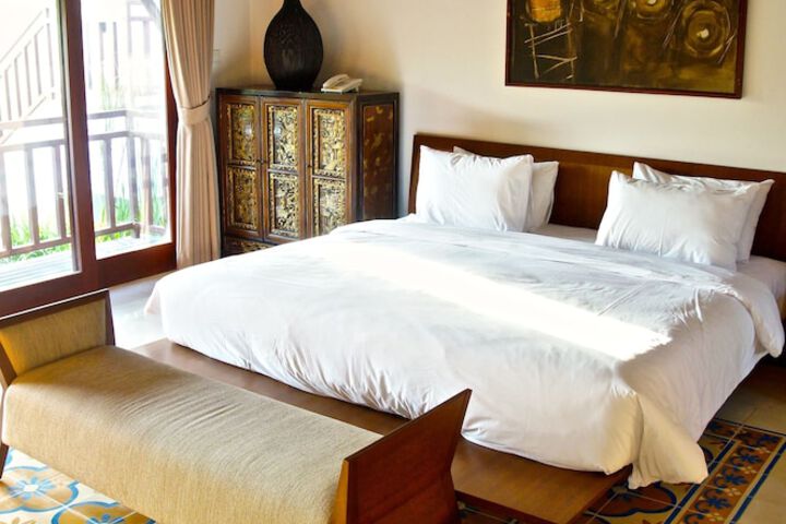 Room 10 of 40