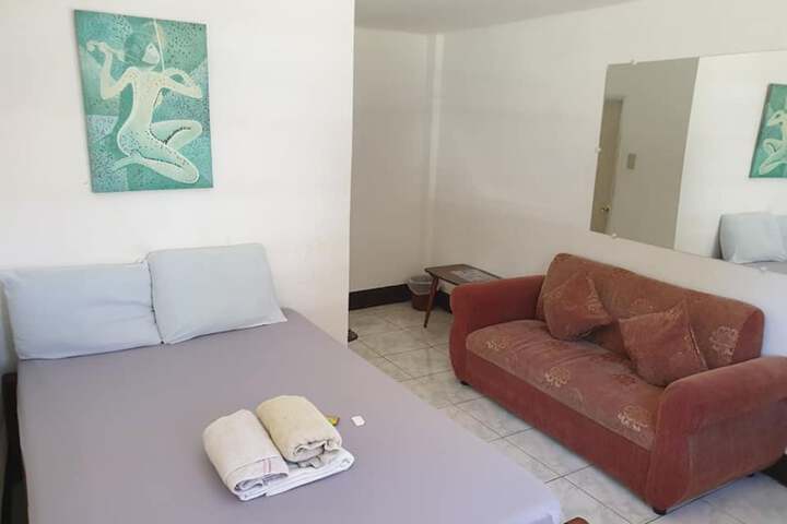 Room 12 of 24