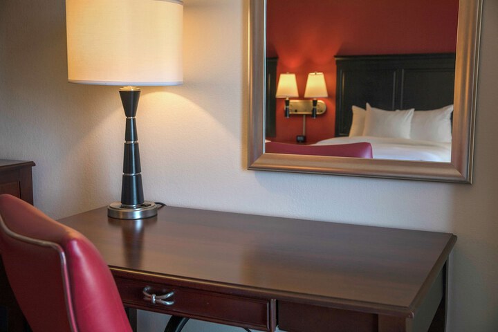 Room 12 of 63