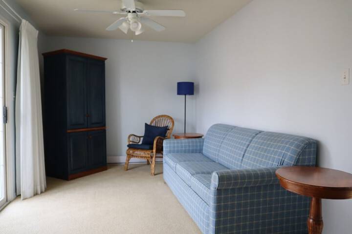 Room 9 of 22