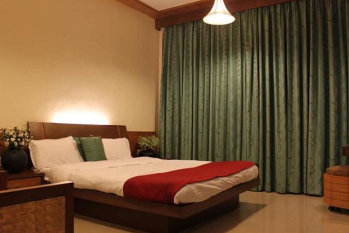 Room 12 of 31