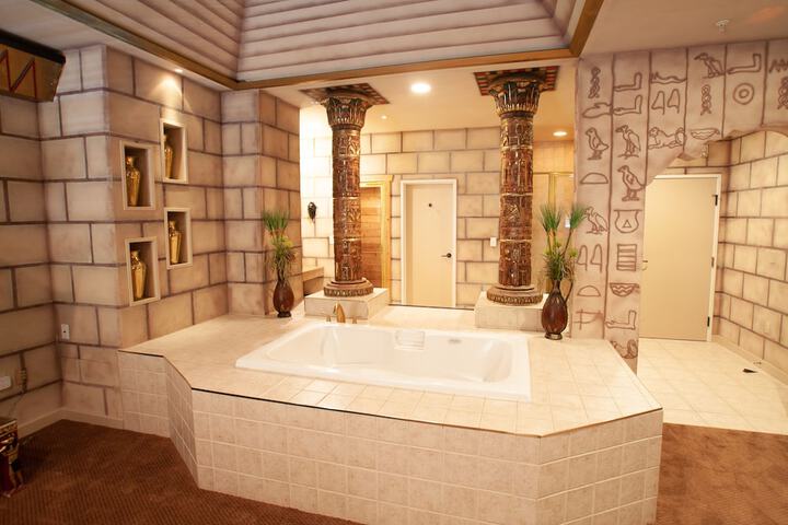 Hot Tub 88 of 96