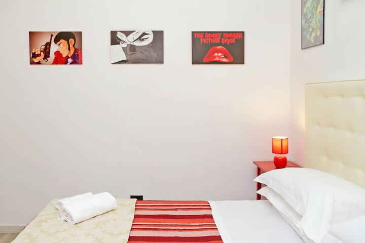 Room 30 of 50