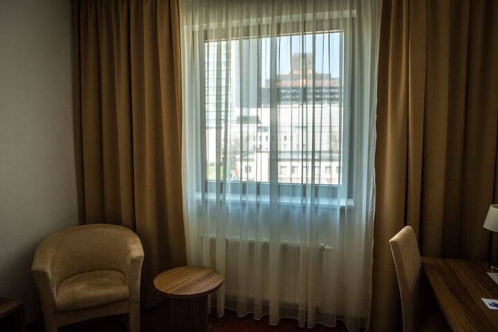 Room 8 of 54