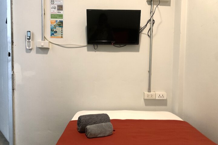 Room 14 of 60