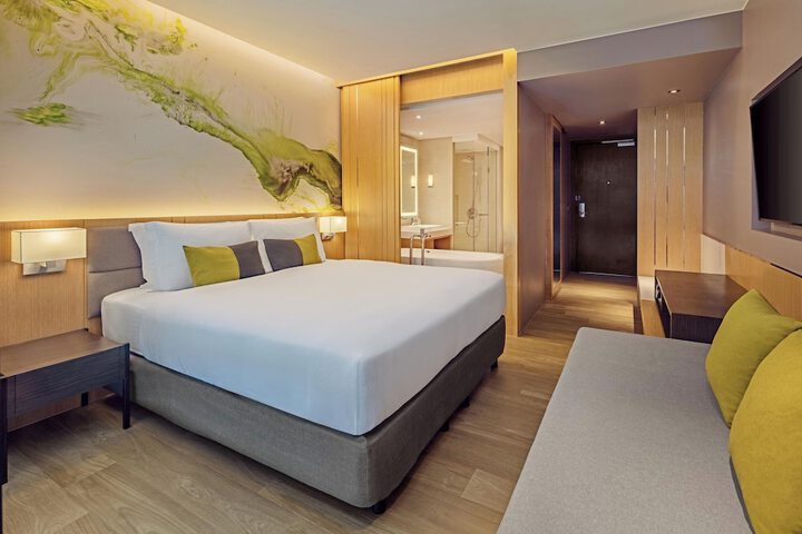 Room 34 of 109