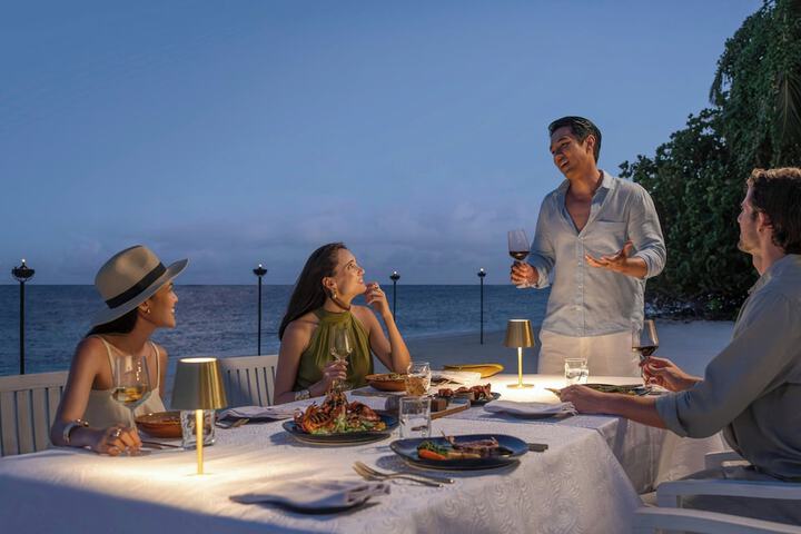 Dining 115 of 153