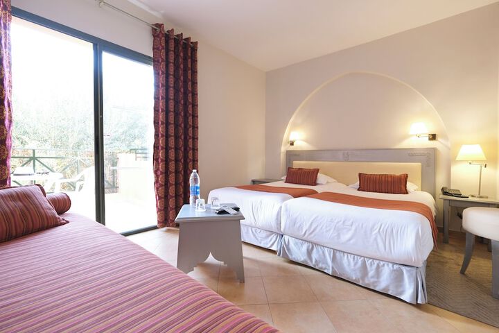 Room 14 of 61
