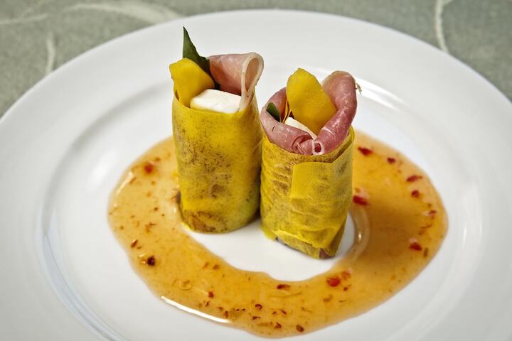 Dining 94 of 145