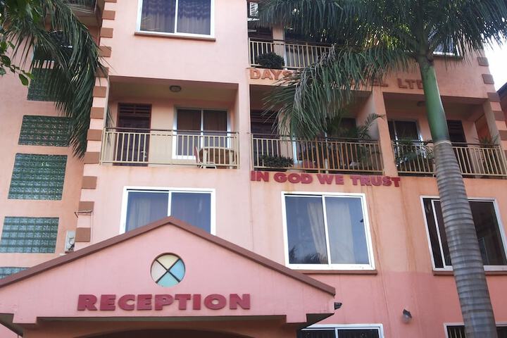 DaysInn Hotel