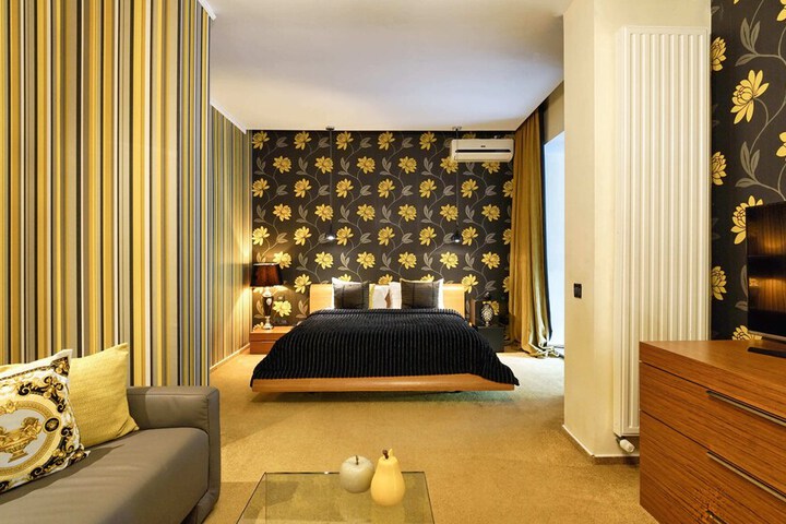 Room 43 of 74