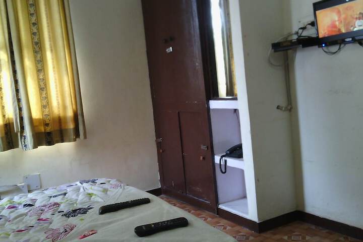 Room 40 of 70